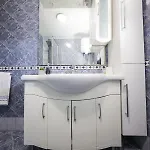 Deluxe Look