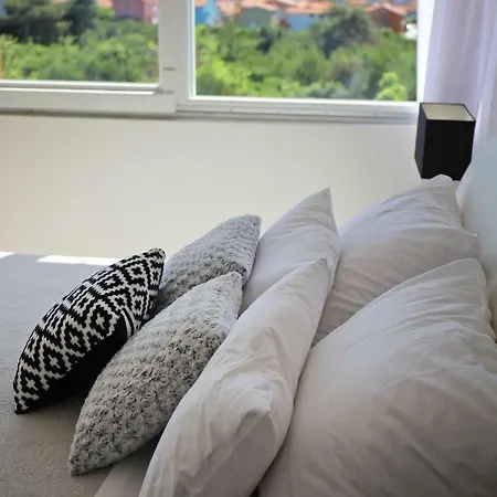 Deluxe Look Apartman Zára