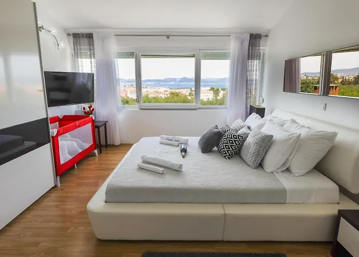 Deluxe Look Apartment *