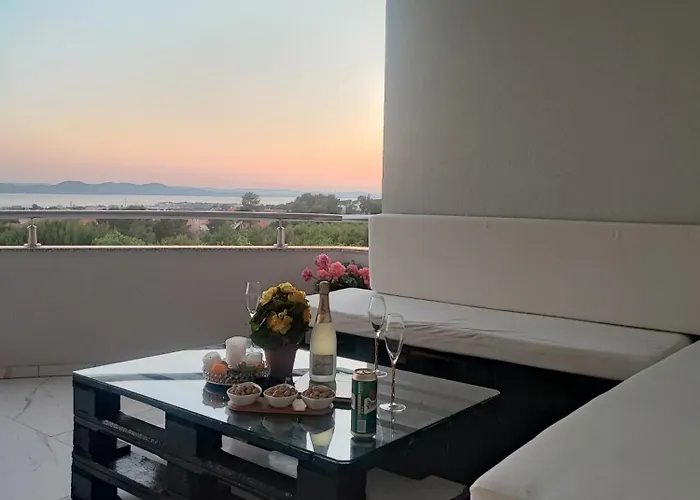 Deluxe Look Apartment *